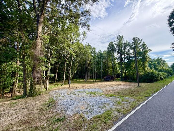 Property Photo: 407 Highway 772 E Highway LA 71342