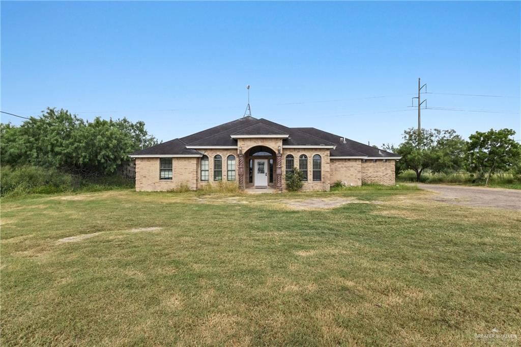 Property Photo: 11017 N Mile 6 Street W TX 78599