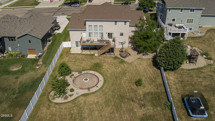 Property Photo:  4905 Cornice Drive  ND 58503 