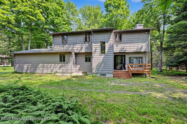 Property Photo: 82 Delbert Drive PA 18424