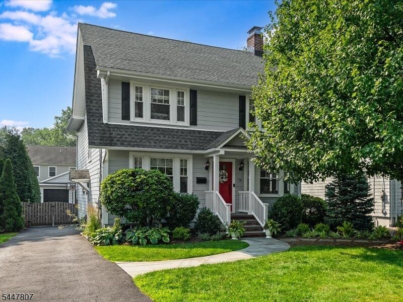 Property Photo: 736 Fairacres Ave NJ 07090