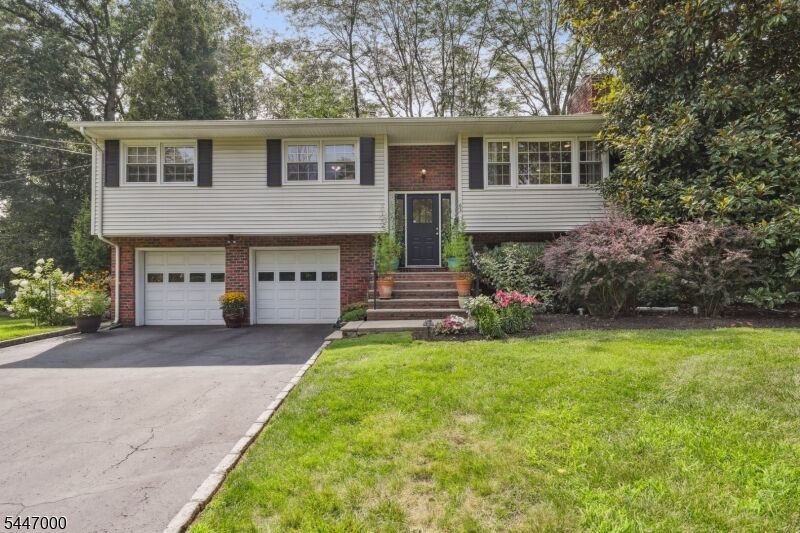 Property Photo: 63 Whitney Dr NJ 07922