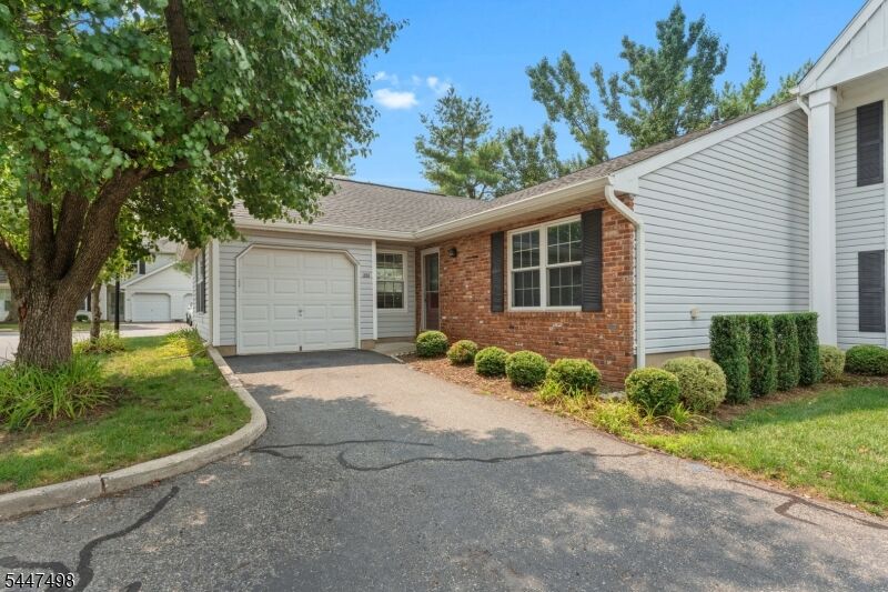 Property Photo: 352 Cotswold Pl NJ 08873