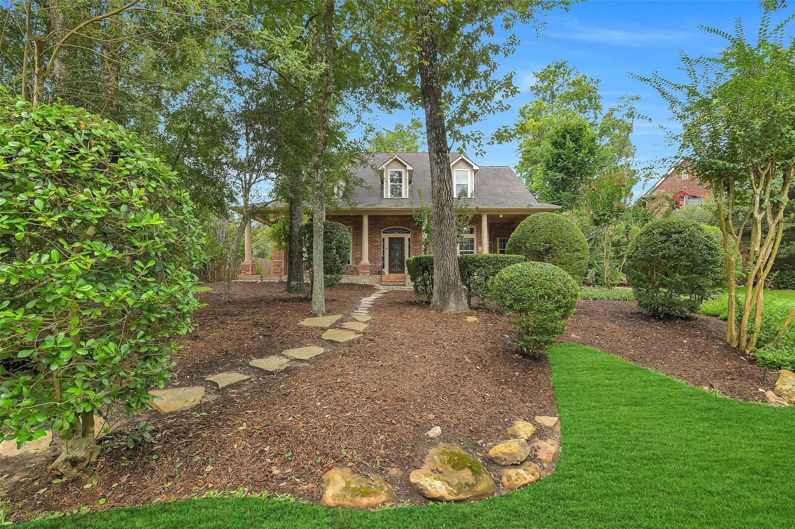 Property Photo: 7 Larkspur Trail TX 77382