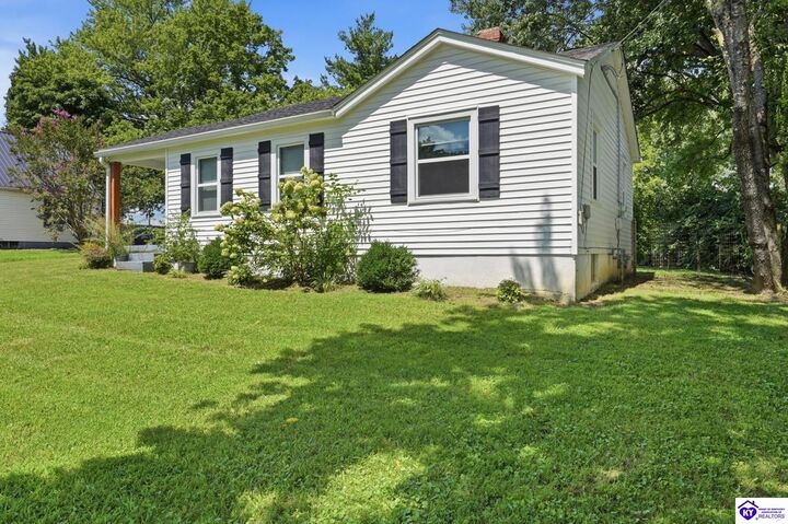 Property Photo:  930 N Main Street  KY 42701 