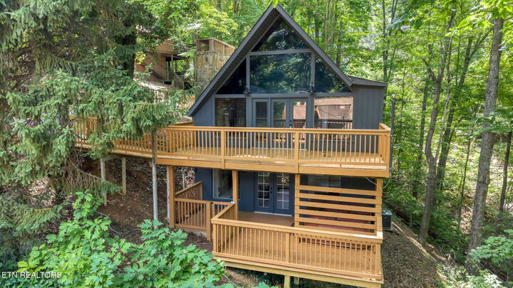 Property Photo: 929 Stans Court TN 37738