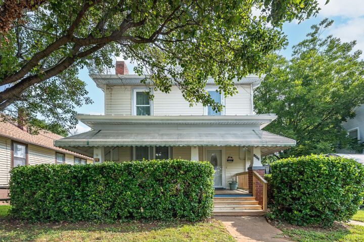 Property Photo: 1012 Oakley Avenue VA 24501
