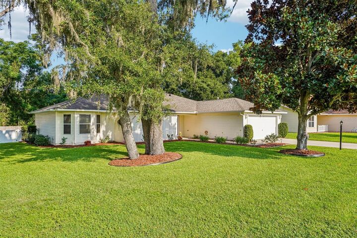 Property Photo: 108 Cherry Blossom Lane FL 32159
