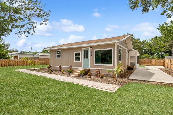 Property Photo: 1362 Milton Street FL 33756