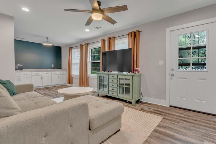 Property Photo:  4623 S Doris Cir S  TN 38053 