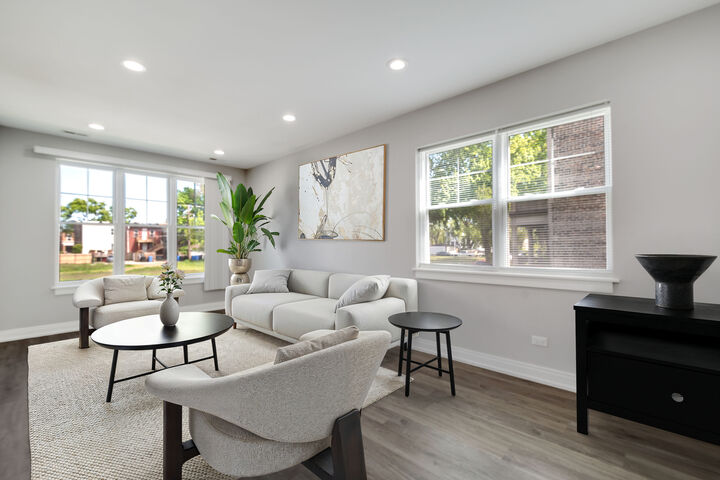 Property Photo:  6418 S Champlain Avenue 1  IL 60637 