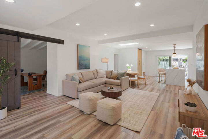 Property Photo: 750 N Stanley Avenue CA 90046