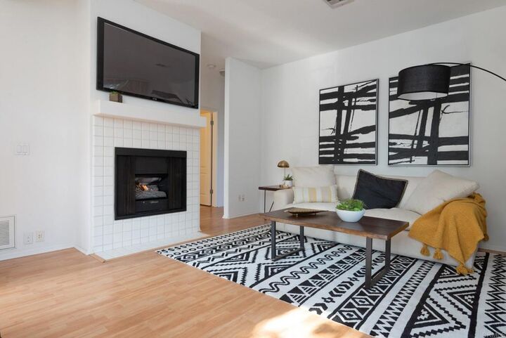 Property Photo: 3622 Bernwood Pl 56 CA 92130