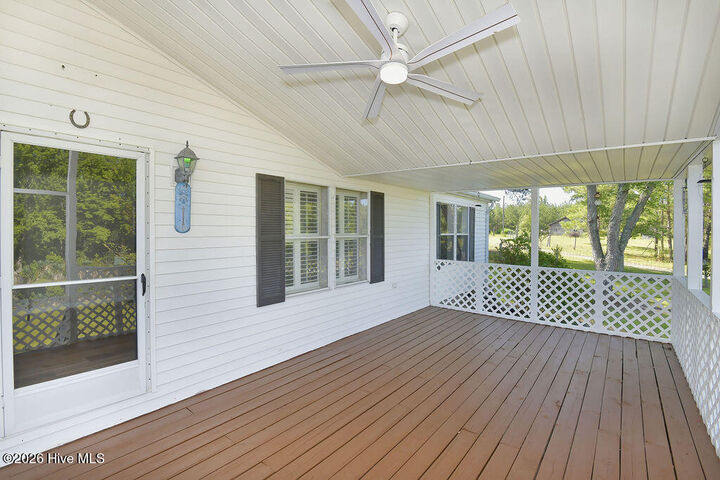 Property Photo: 321 White Rock Road NC 28394