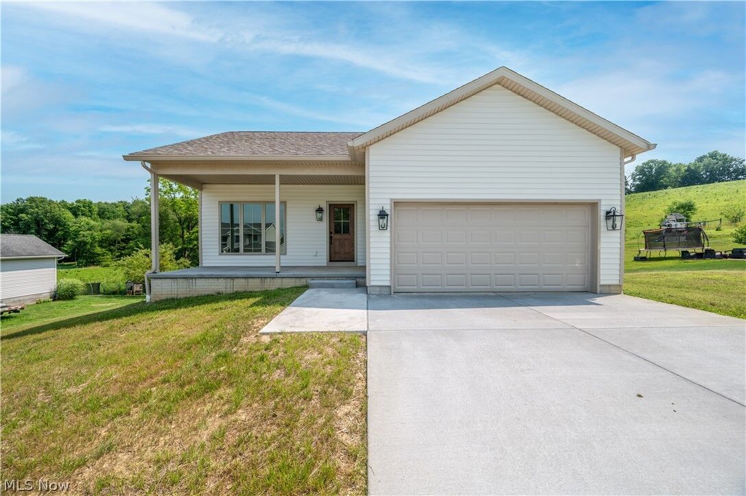 Property Photo: 115 Hillside Drive OH 44413