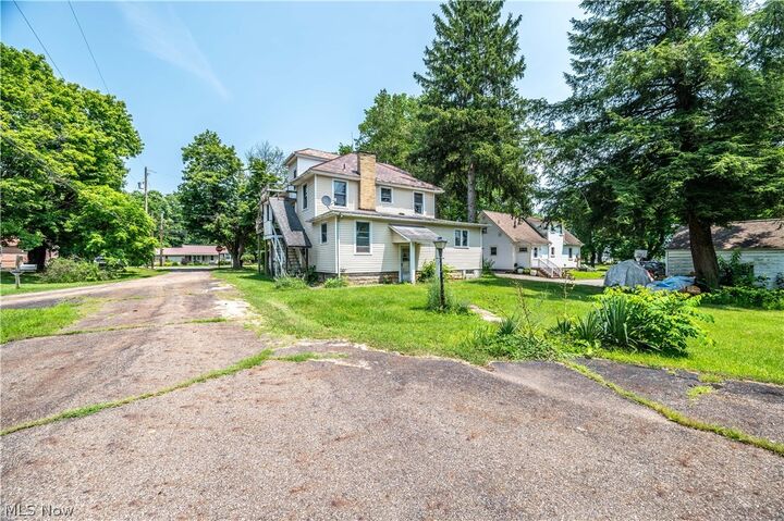 Property Photo:  929 N Market Street  OH 44432 