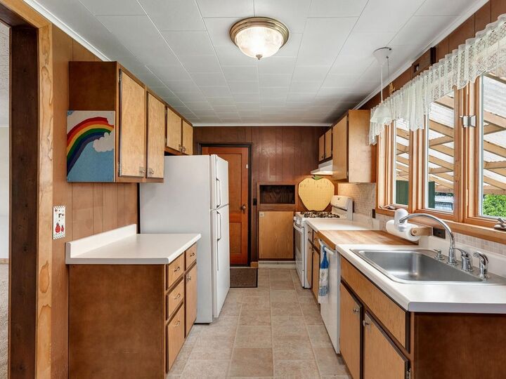 Property Photo: 149 Woodlawn Road VT 05408