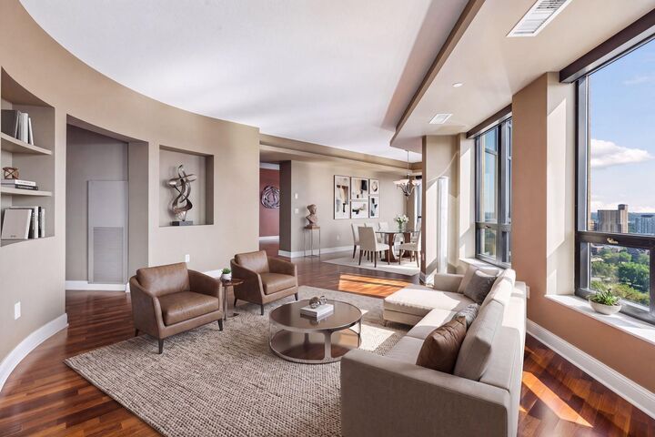 Property Photo:  100 3rd Avenue S 2301  MN 55401 