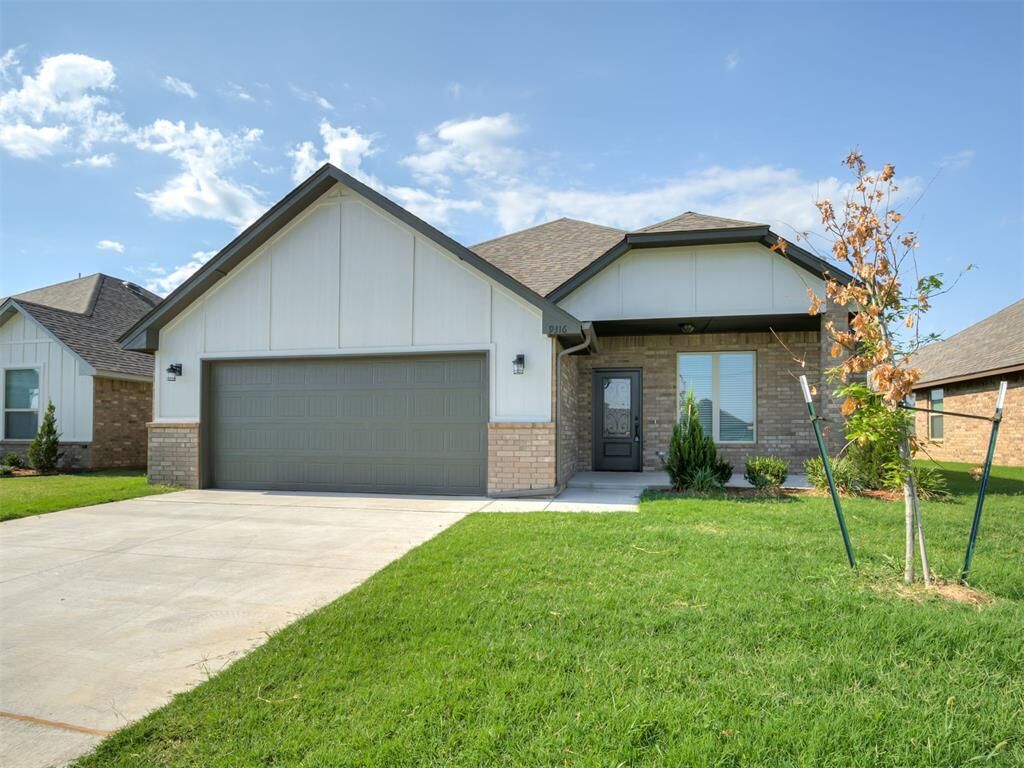 Property Photo:  9316 NW NW 143rd Street  OK 73099 