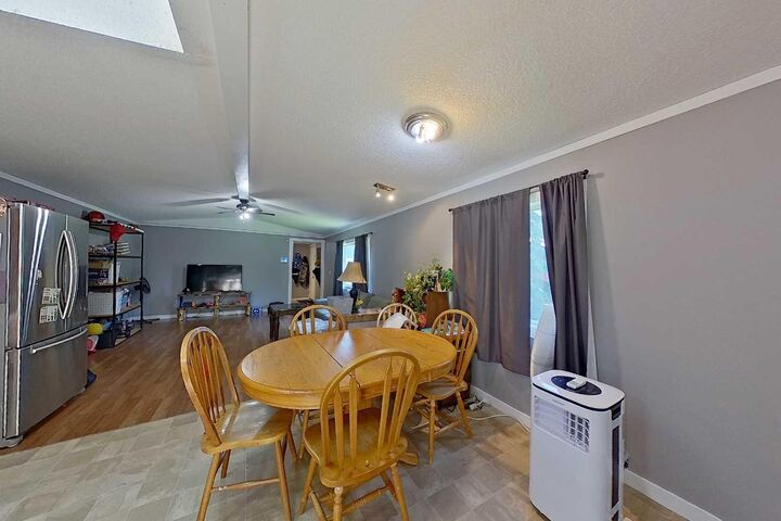 Property Photo: 812 6 Avenue SW 44 AB T0G 2A4