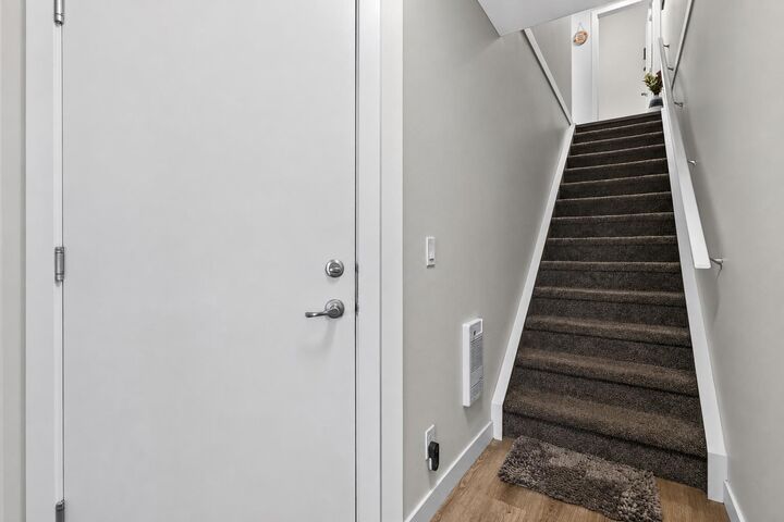 Property Photo:  20 Evanscrest Park NW  AB T2P 1R3 