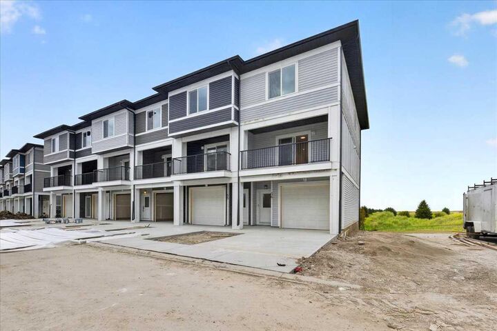 Property Photo: 200 Belmont Street SW 56 AB T2K 6B9
