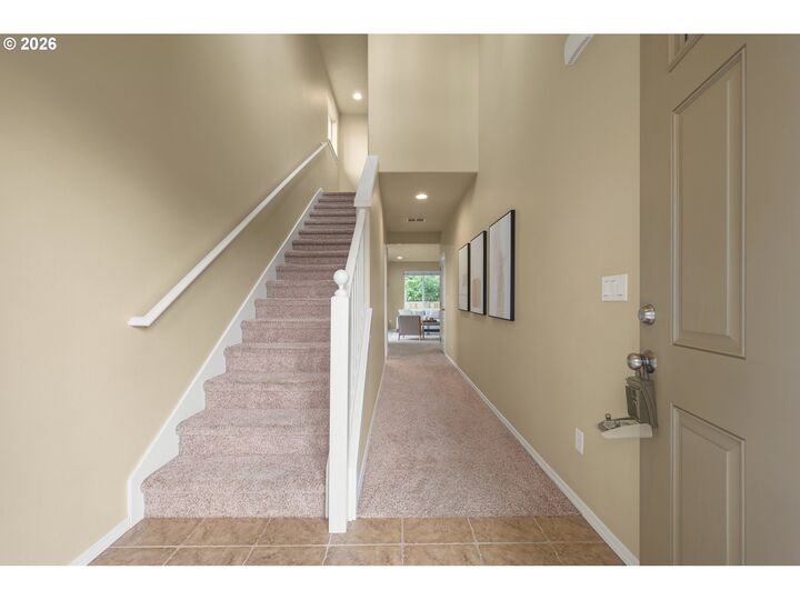 Property Photo:  1148 W 21st Ave  OR 97405 