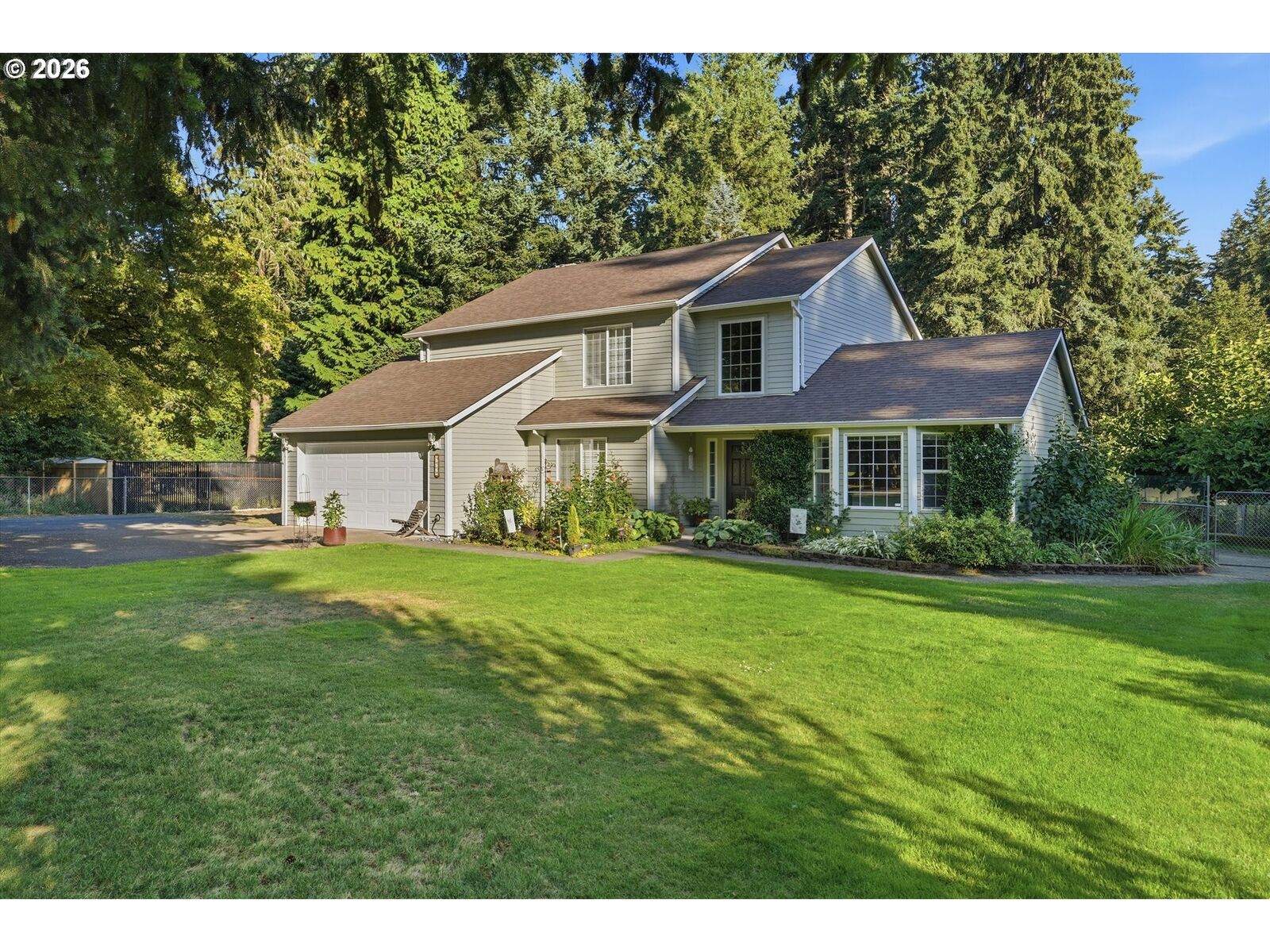 Property Photo:  4616 SE Hull Ave  OR 97267 
