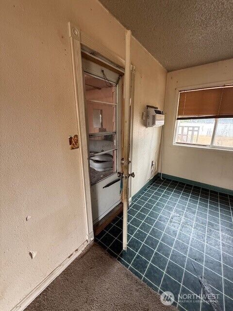 Property Photo:  710 S Hawthorne Drive  WA 98837 