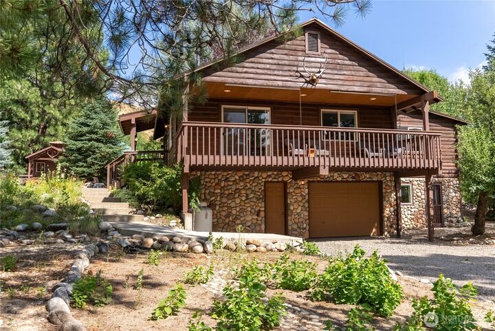 Property Photo: 14 Apple Way N WA 98862