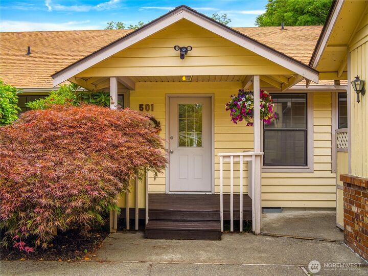 Property Photo: 501 E 82nd Street WA 98404