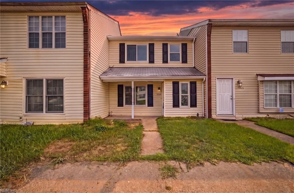 Property Photo:  5419 Grand Lake Cres  VA 23462 
