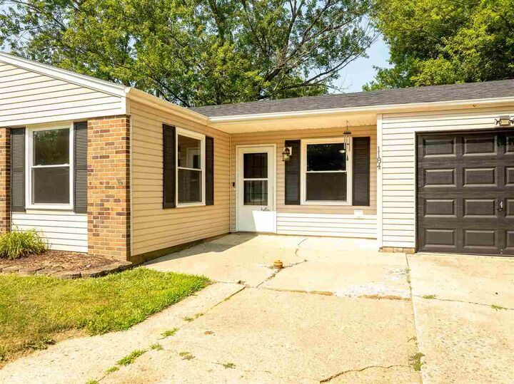 Property Photo:  1184 Sycamore Lane  IN 47374 