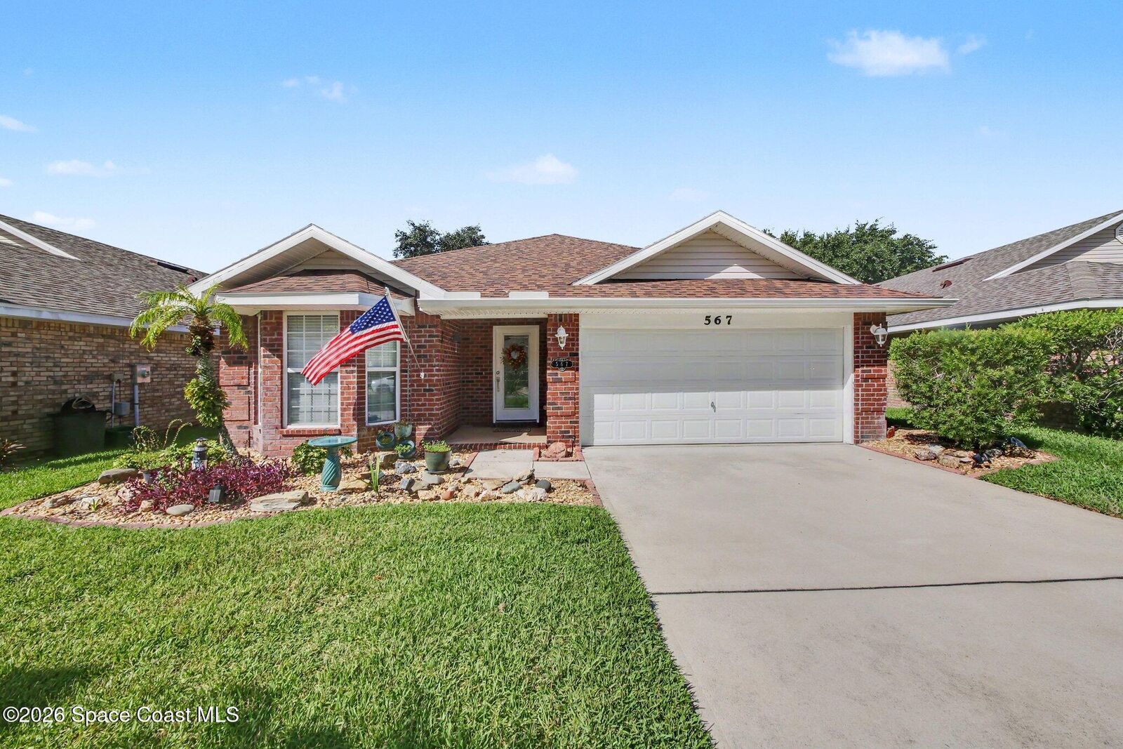 Property Photo: 567 Coral Trace Boulevard FL 32132