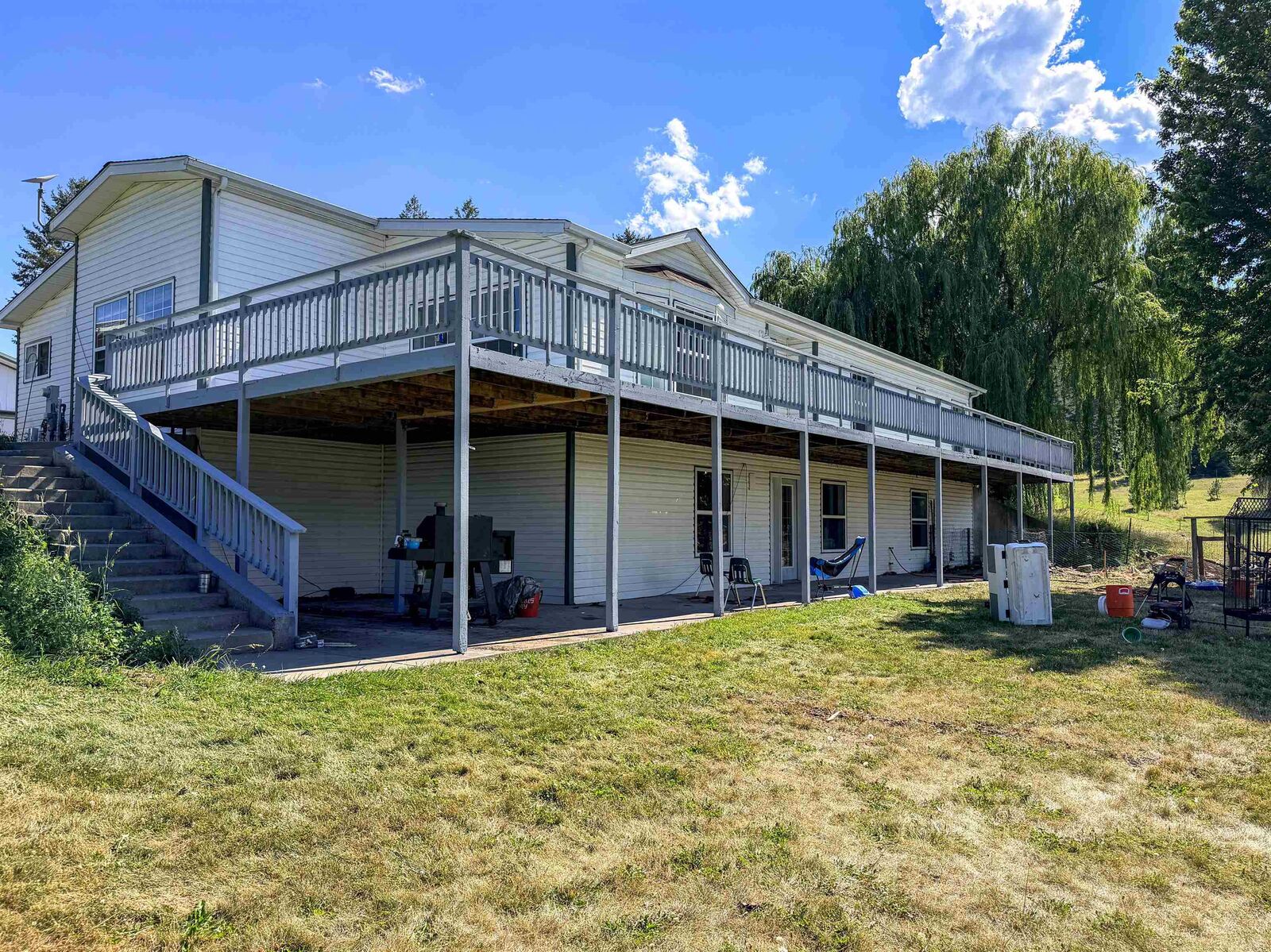 Property Photo:  386 Bastian Ln H  WA 99114 