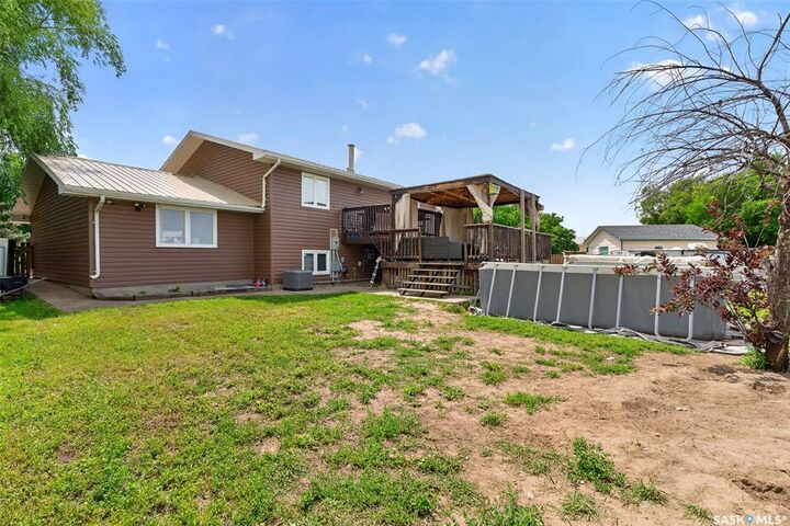Property Photo: 1355 Manitou Crescent SK S6H 7C4