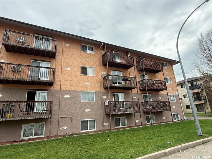 522 X Avenue S 403 — photo 1