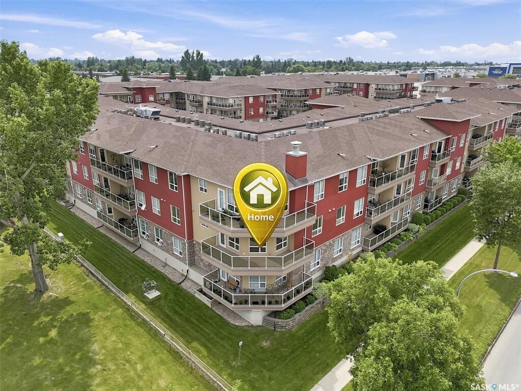 Property Photo:  1015 Moss Avenue 210  SK S7H 4J3 