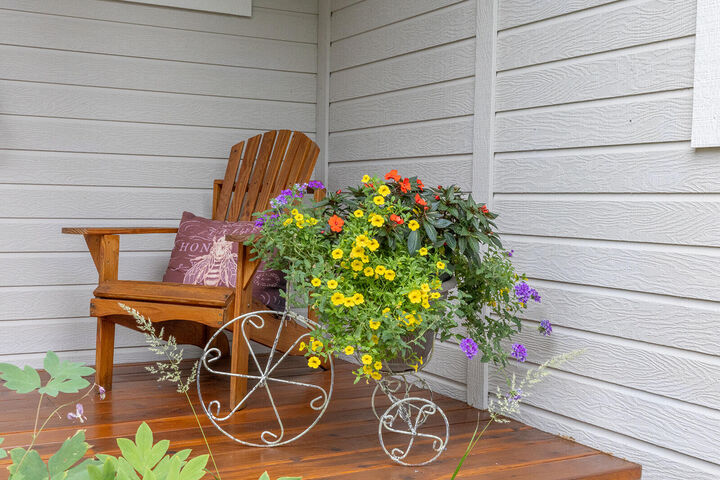Property Photo: 561 Chestnut Loop ID 83313