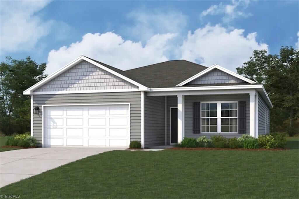 Property Photo: 1526 Catskill Way NC 28658