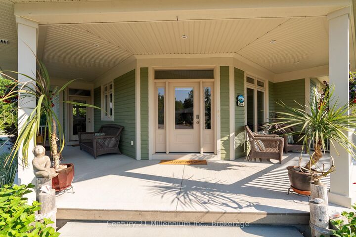Photo de la propriété: 198 Emerald Drive ON N0H 2L0