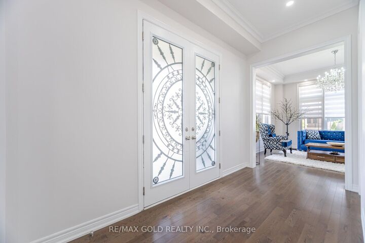 54 Ash Hill Avenue — photo 1