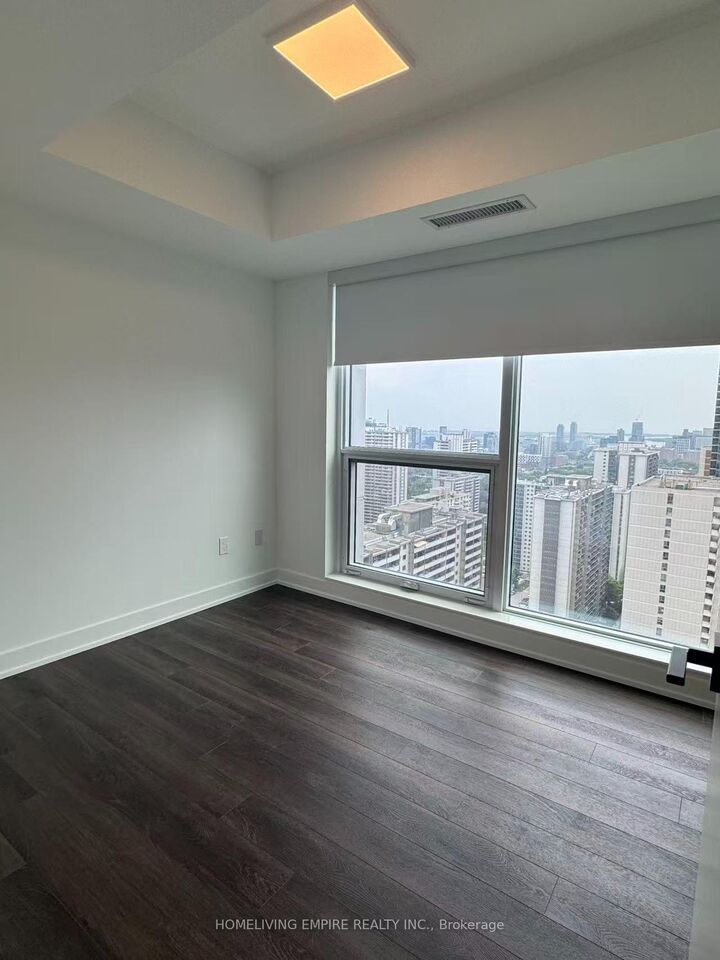 Property Photo:  609 Sherbourne Street 3302  ON M4X 1K7 