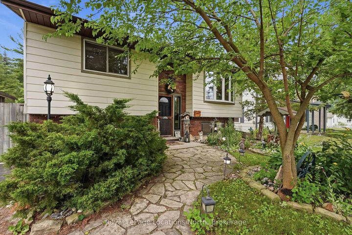 488 Maple Street — photo 1