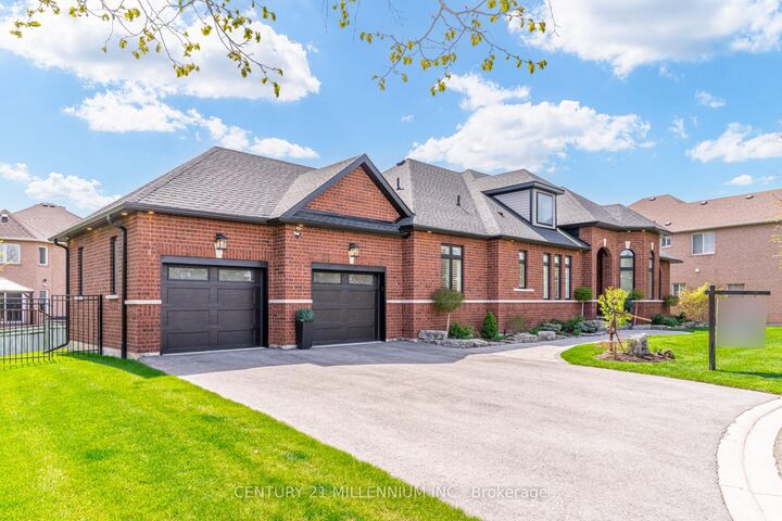 Property Photo: 15 Bimmer Place ON L7A 1J4