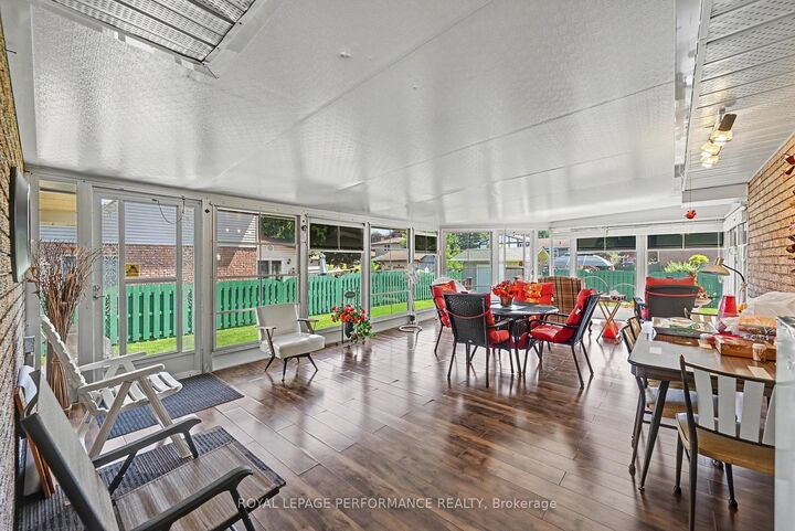 Property Photo: 1401 Holy Cross Boulevard ON K6H 6Z5