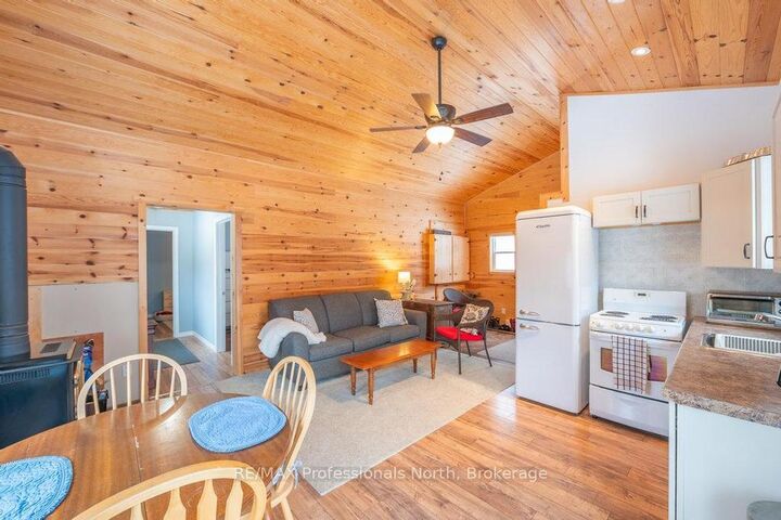 Property Photo: 1145 Chelsea Lane ON K0M 1J1
