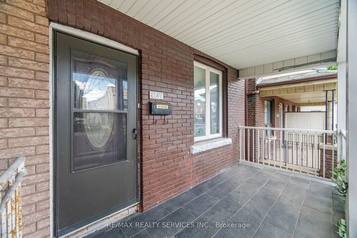 Property Photo: 1147 Dufferin Street ON M6H 4B7