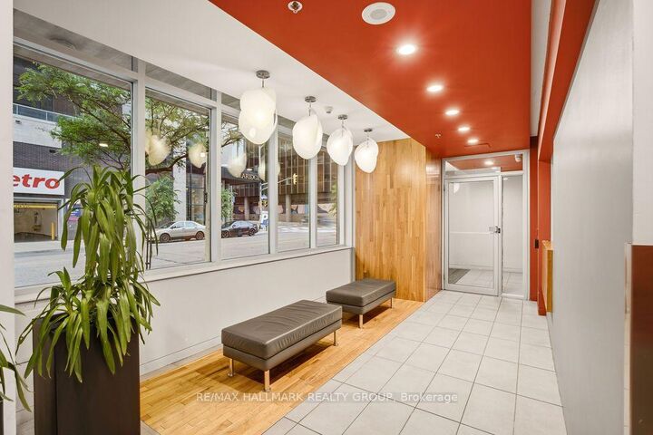 Property Photo: 179 George Street 1105 ON K1N 1J8