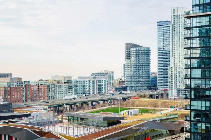 Property Photo: 4K Spadina Avenue 315 ON M5V 3Y9